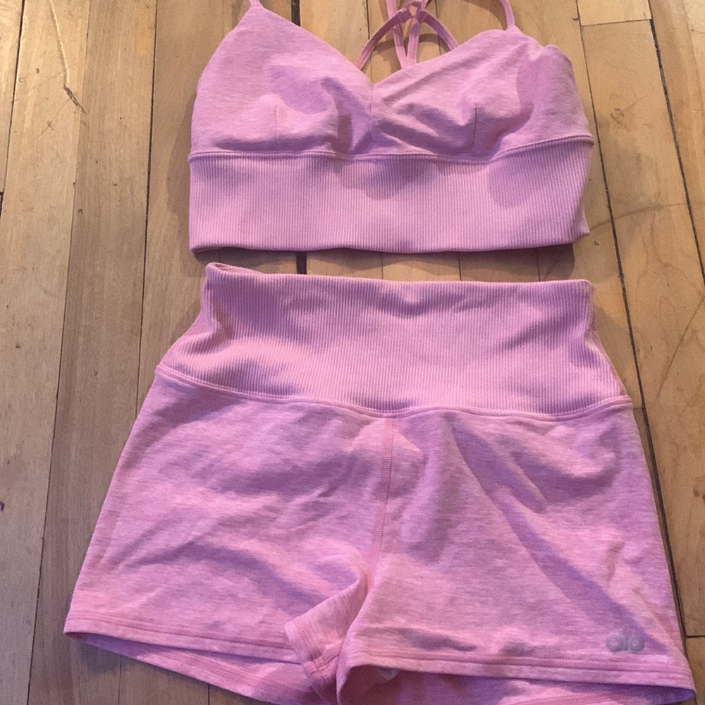 Alo Yoga Pink Set